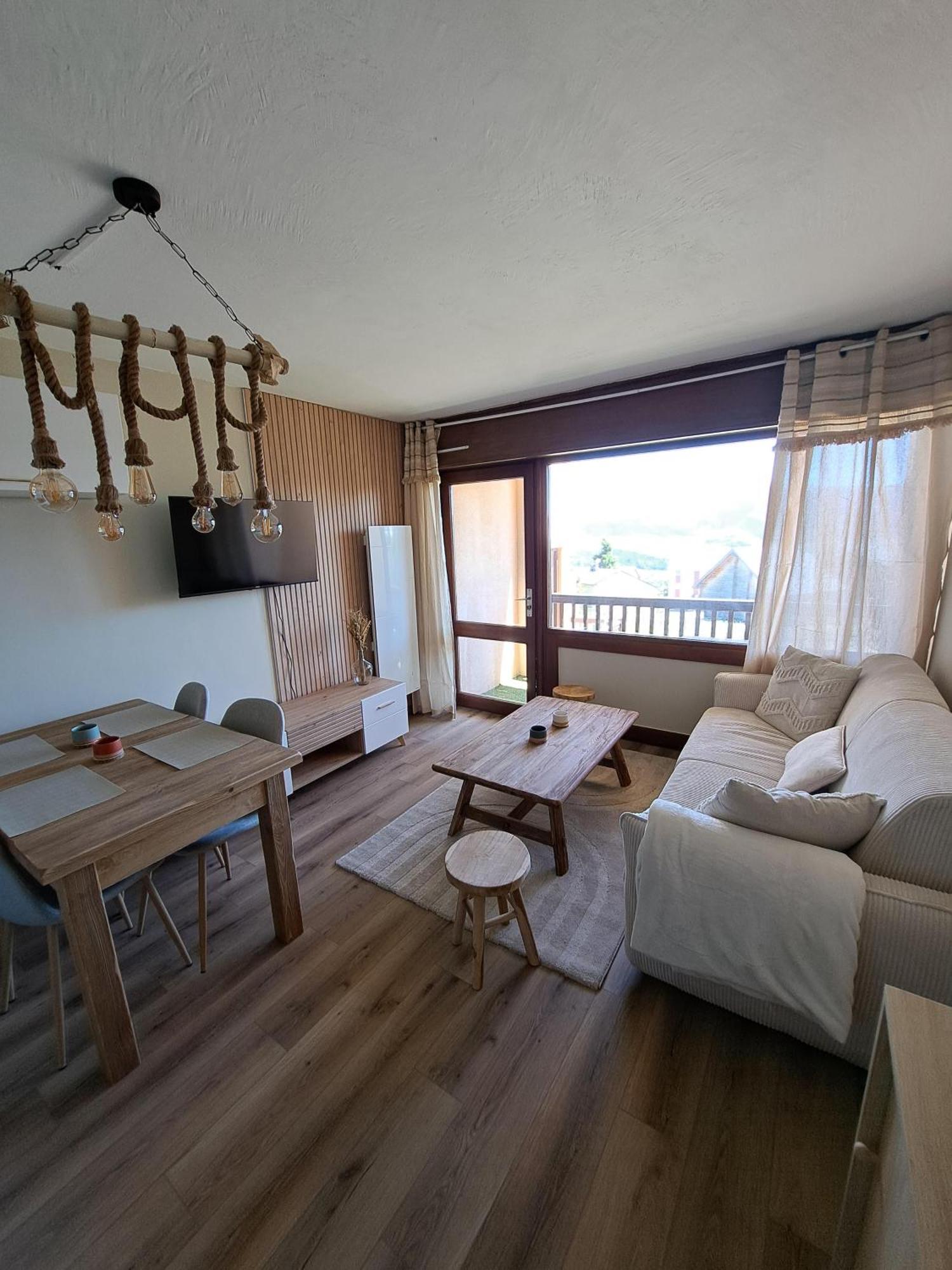 Studio Cabine 4 Couchages, Vue Face Aux Montagnes Font-Romeu-Odeillo-Via Esterno foto