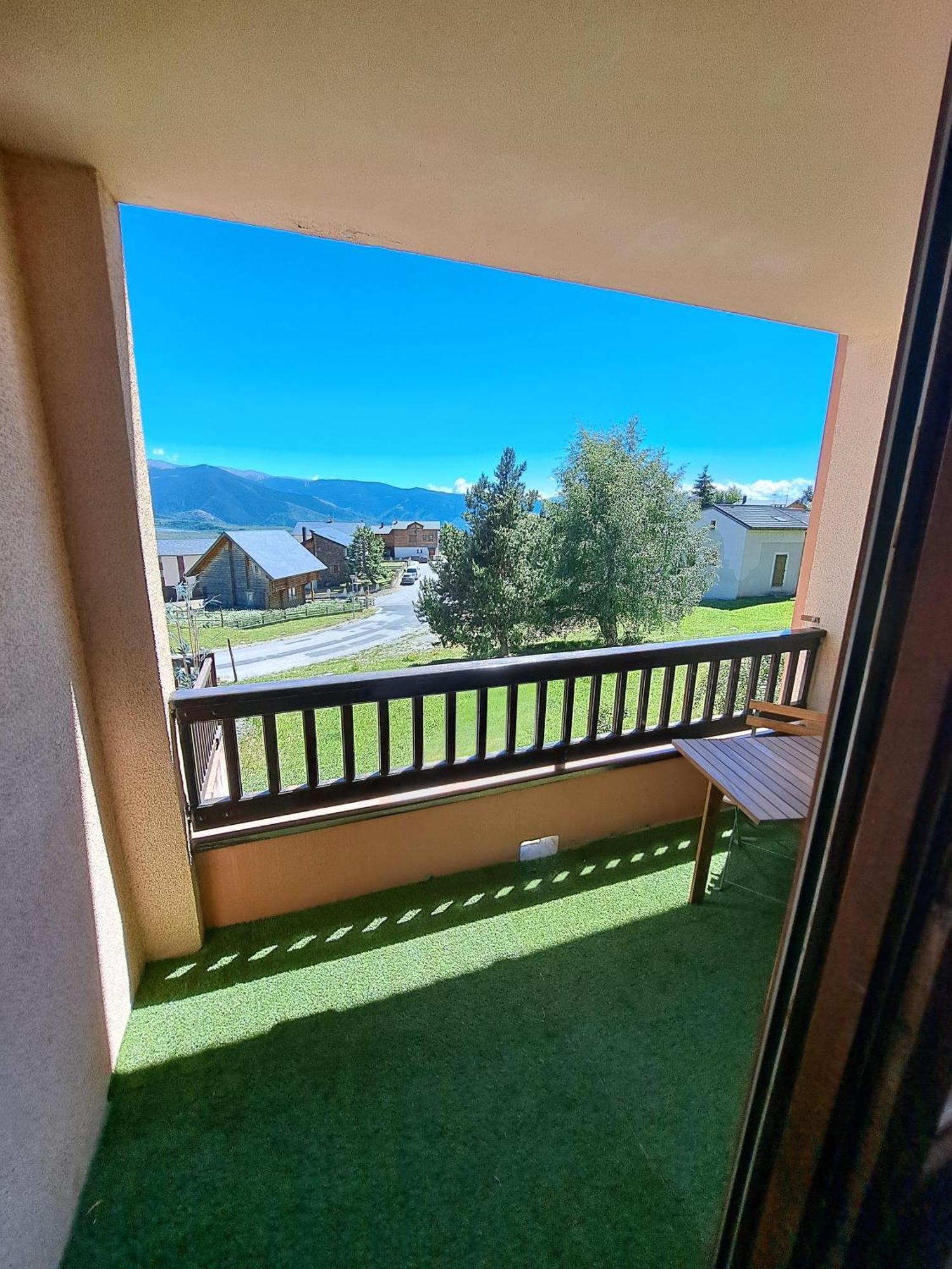 Studio Cabine 4 Couchages, Vue Face Aux Montagnes Font-Romeu-Odeillo-Via Esterno foto