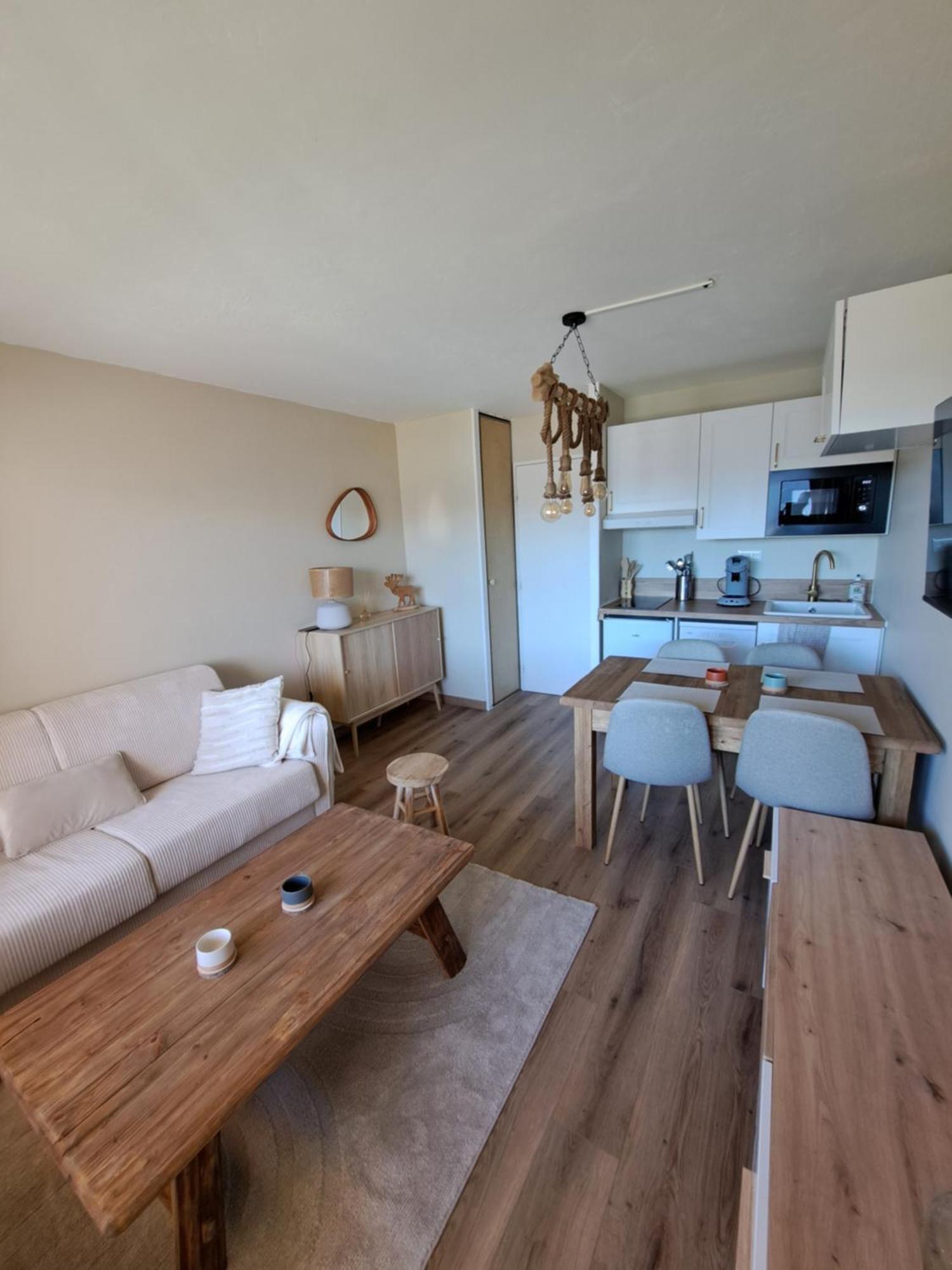 Studio Cabine 4 Couchages, Vue Face Aux Montagnes Font-Romeu-Odeillo-Via Esterno foto